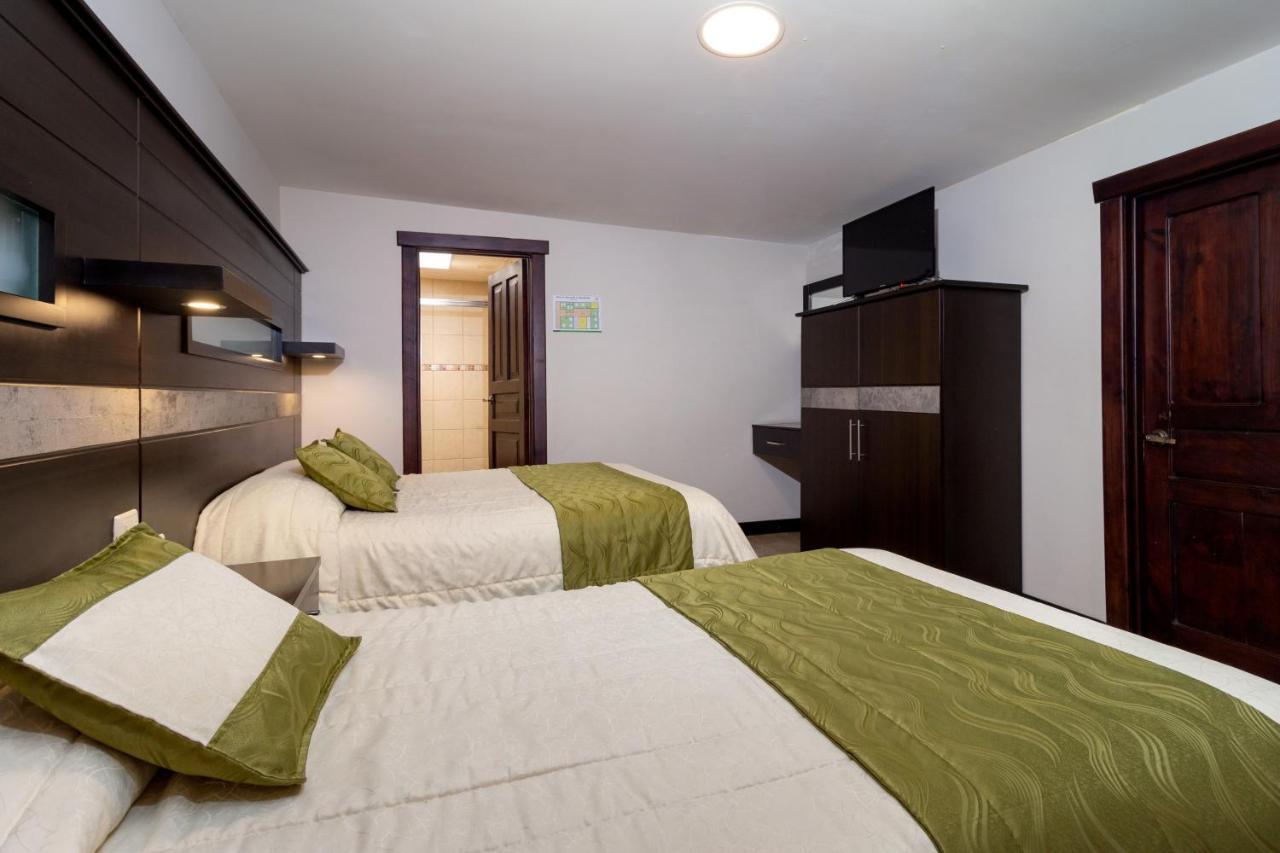 Hotel Majestic 2 By Hhg Cuenca Exterior photo