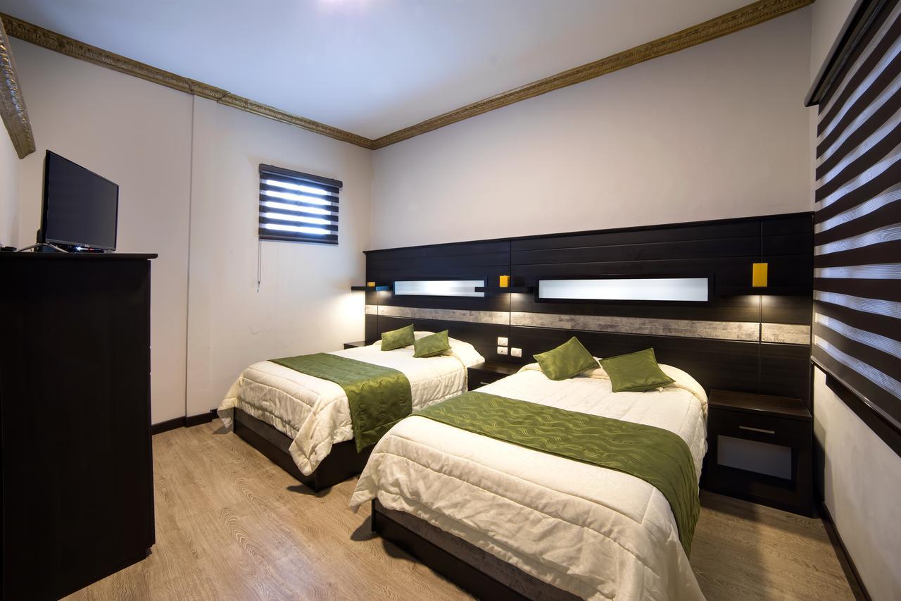 Hotel Majestic 2 By Hhg Cuenca Exterior photo