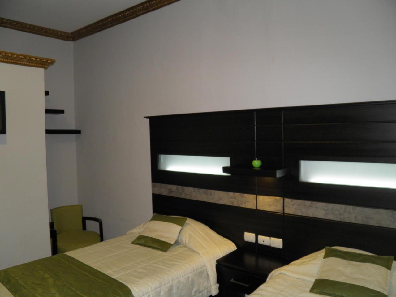 Hotel Majestic 2 By Hhg Cuenca Exterior photo